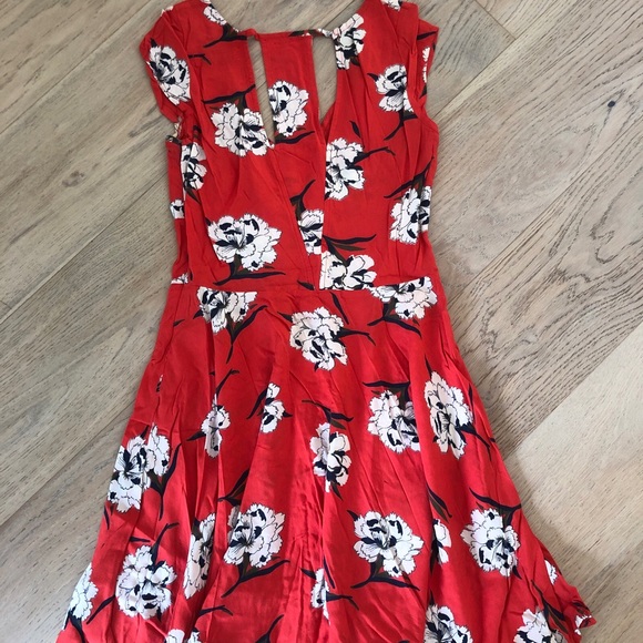 Abercrombie & Fitch Floral Skater Lydia Martin Babydoll Fit & Flare Dress Sz XS - Picture 8 of 8